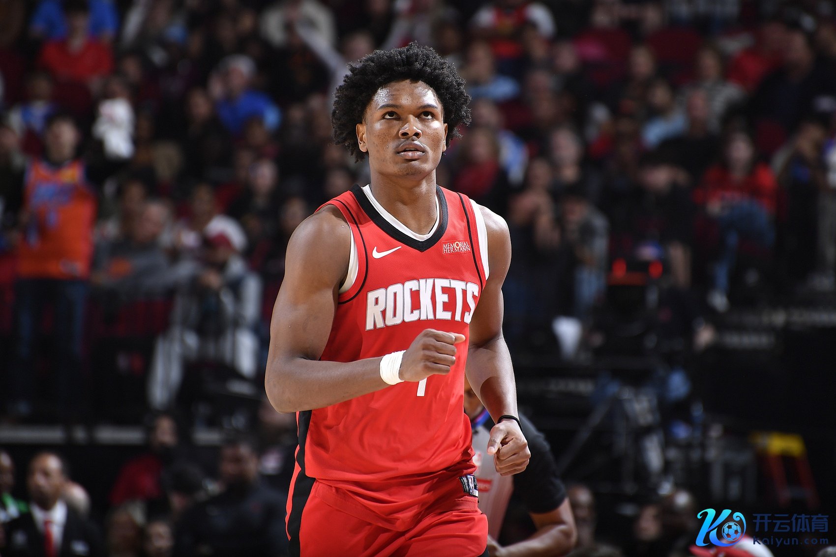 乌度卡：领有阿门-汤普森是种浪费 咱们攻防两头齐能仰仗他